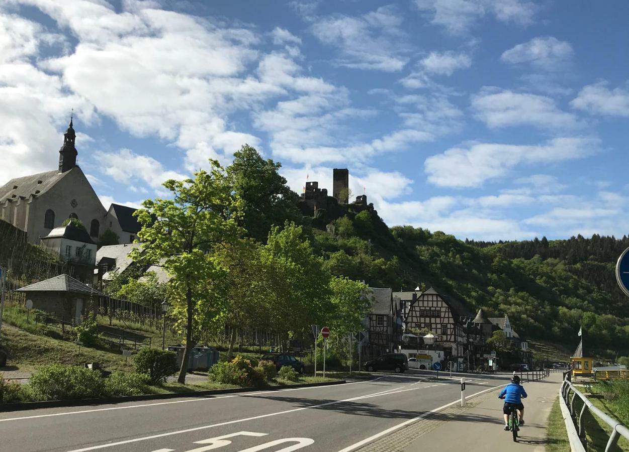 Hotel Klapperburg Beilstein  Exterior photo